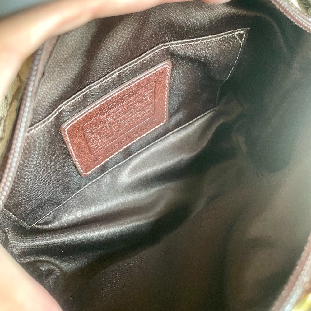 Coach Mini Monogram - Picture 9 of 16